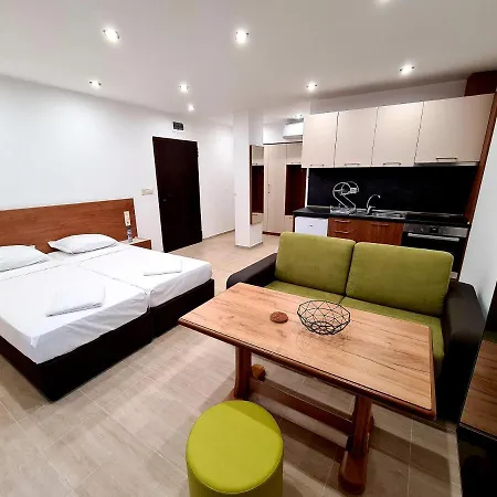 Хотел Family Serenity Palace *