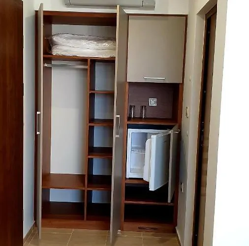 Family Serenity Palace Otel