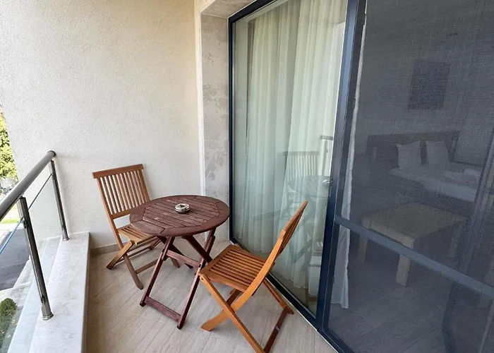 Family Serenity Palace *