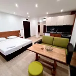호텔 Family Serenity Palace *