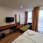 Family Serenity Palace 호텔