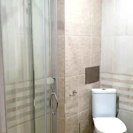 Family Serenity Palace فندق *