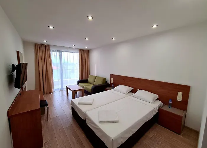 Family Serenity Palace Ahtopol