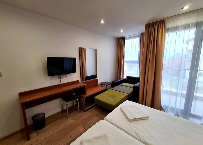 Family Serenity Palace Hotel