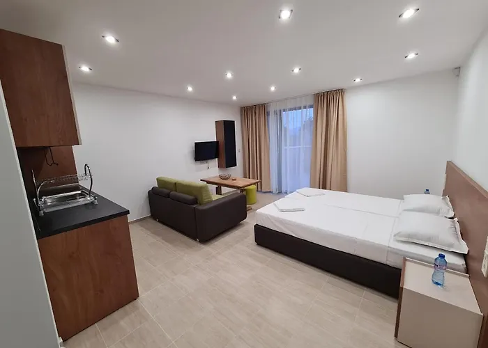 Family Serenity Palace Hotel